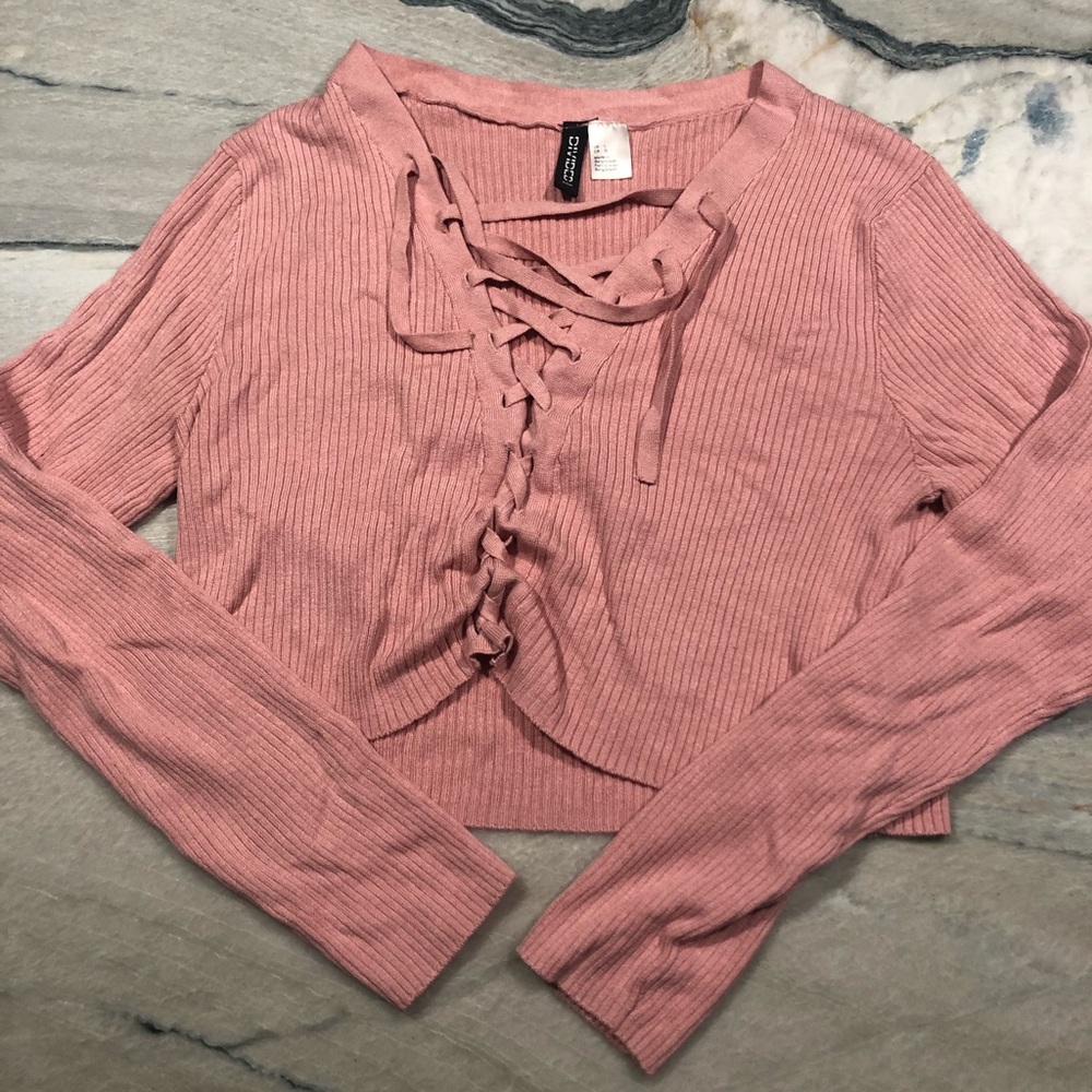 H&M long sleeve with ties in the front